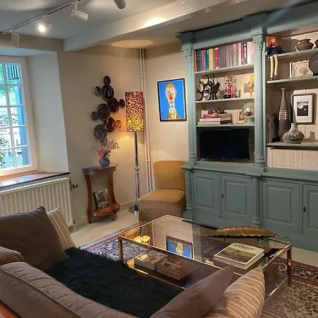 L'art De La Fugue Bed & Breakfast *