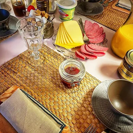 Frühstückspension L'art De La Fugue 3*